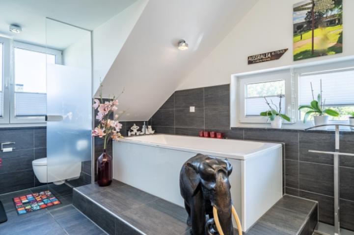 Tageslicht-Badezimmer
