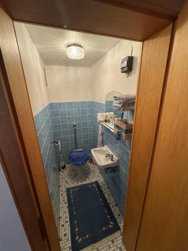 25 Gäste WC