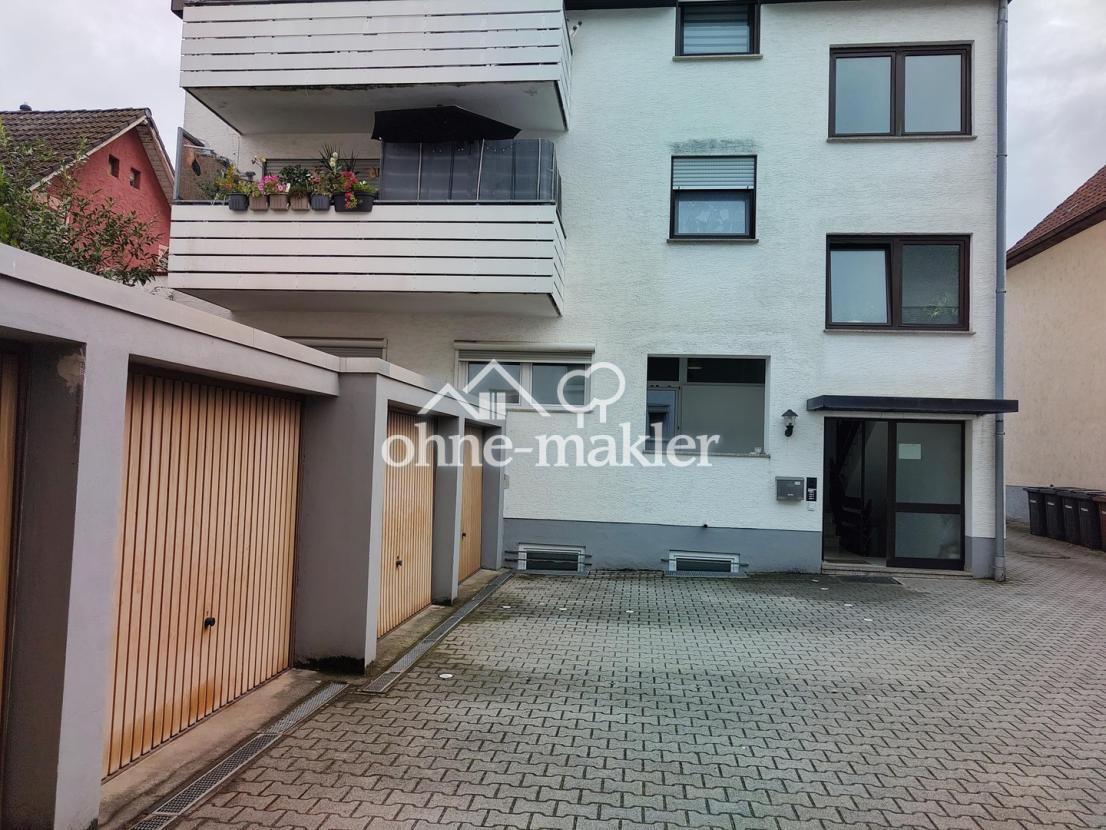 Garage im Hof