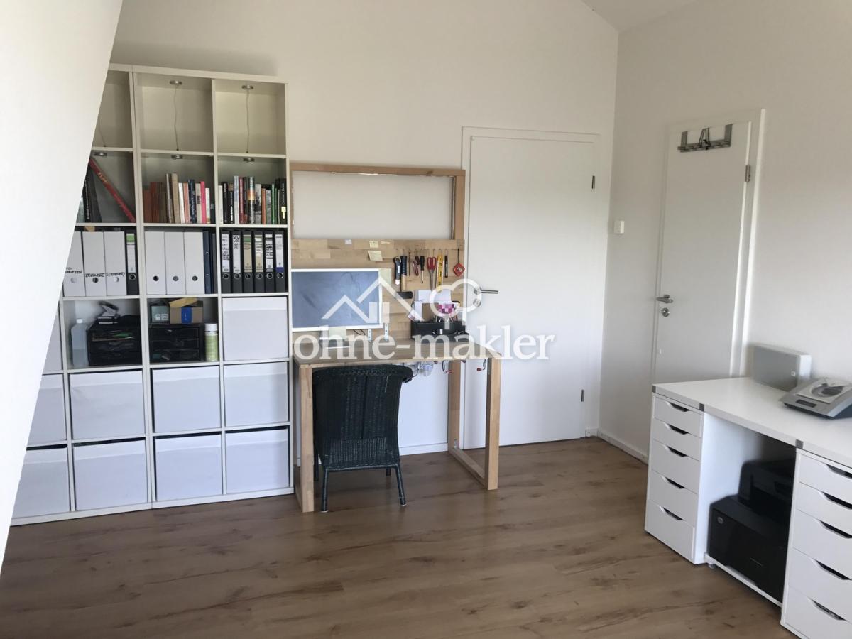 Arbeitszimmer / Schlafzimmer