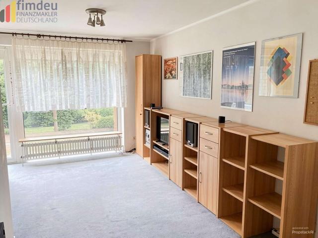 Wohnzimmer mit Blick in den Garten