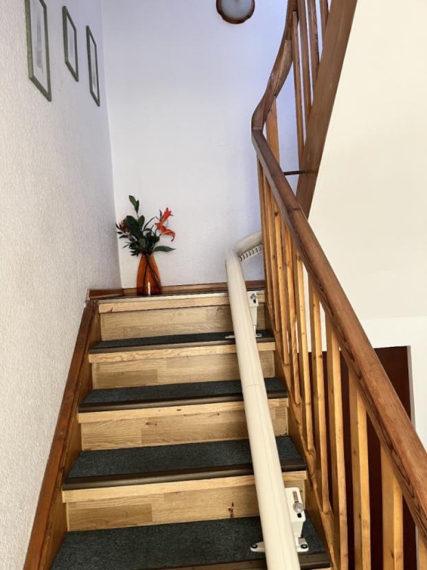 Treppe ins 1.OG 2