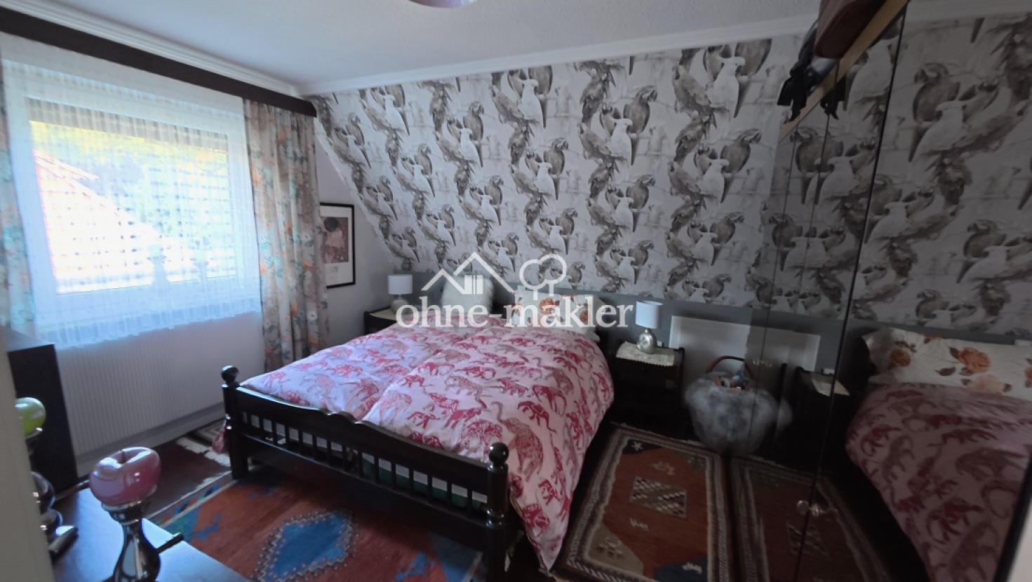Schlafzimmer (OG)