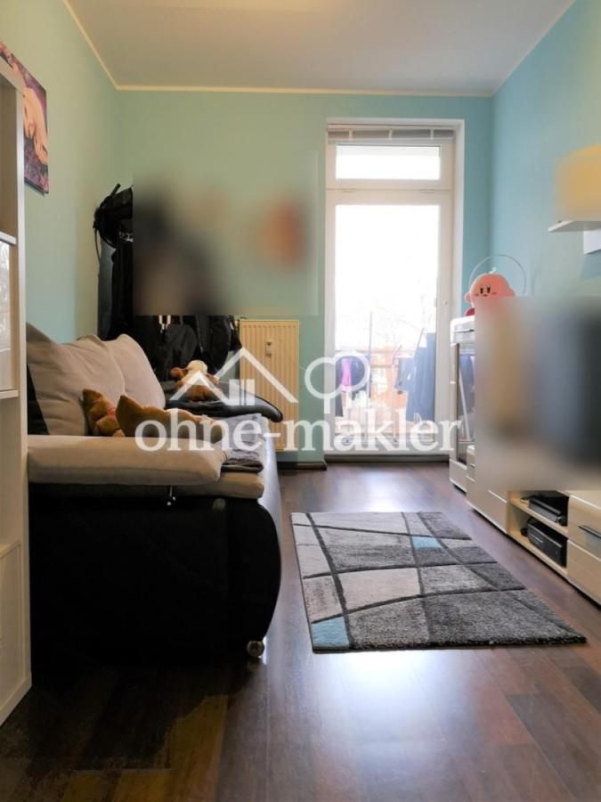 Büro / Kinderzimmer mit Balkon