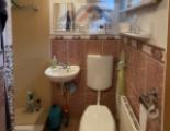WC im Nebengebäude