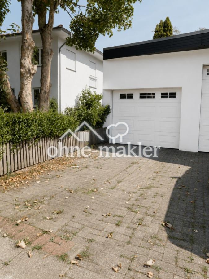Garage Außenansicht