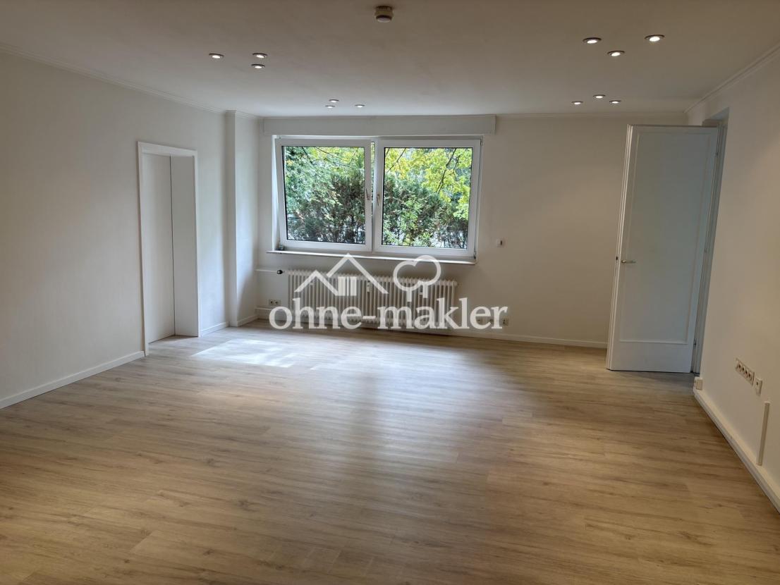 Wohnzimmer Ansicht 1