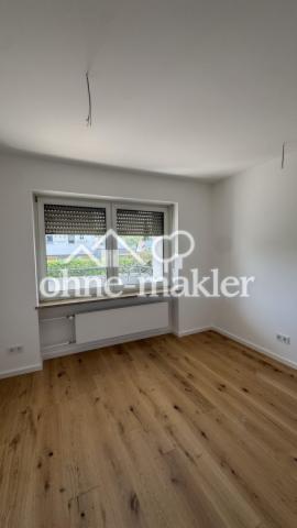 Schlafzimmer / Homeoffice