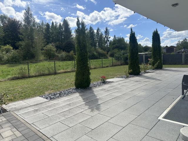 Garten u. Terrasse