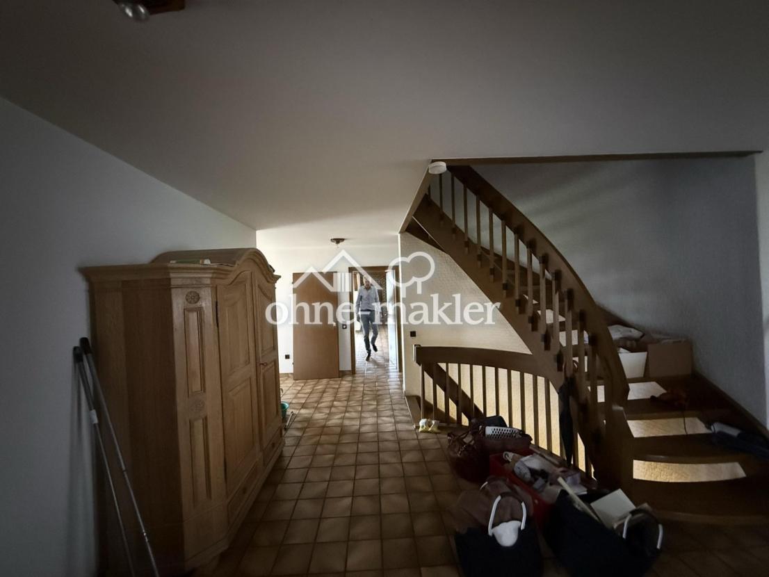 Flur Richtung Wohnzimmer