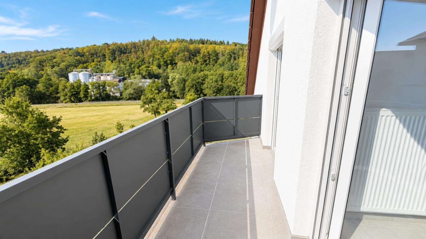Balkon 1 Küche und Schlafz. OG