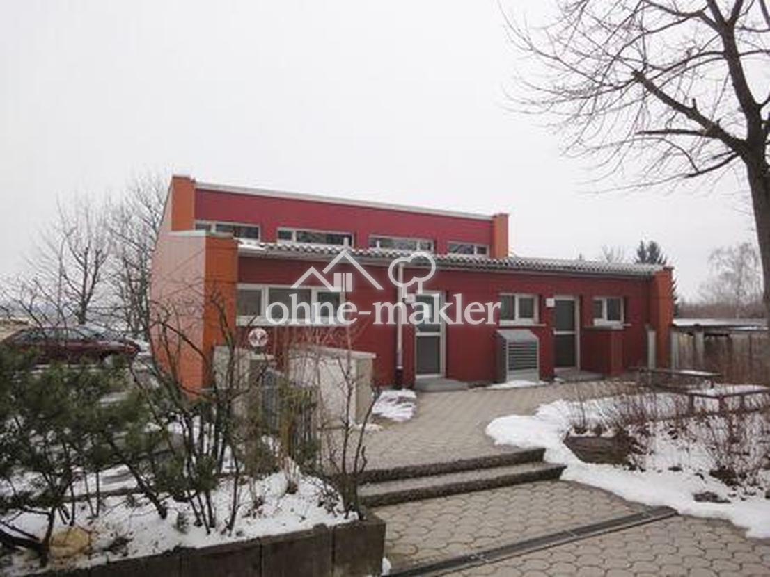 Schwimmhalle und Sauna