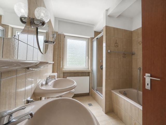 Badezimmer 1. OG