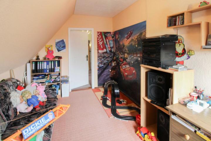 Kinderzimmer OG links