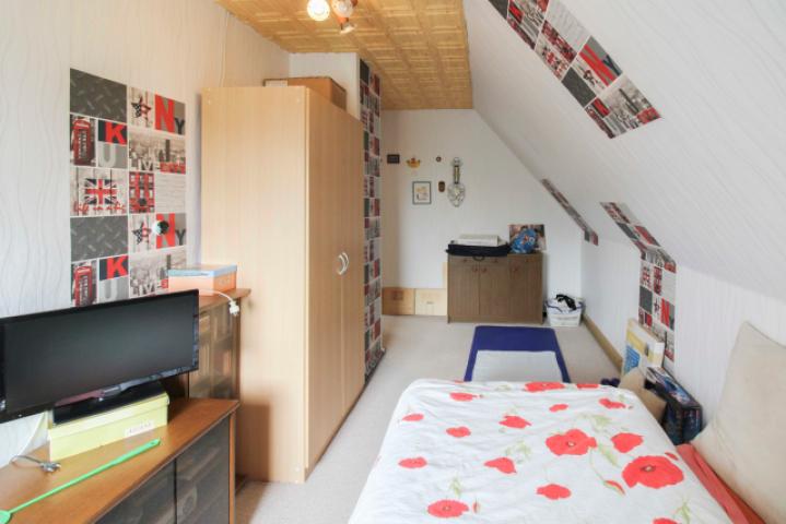 Kinderzimmer OG rechts