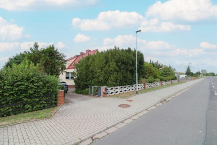 Straßenansicht
