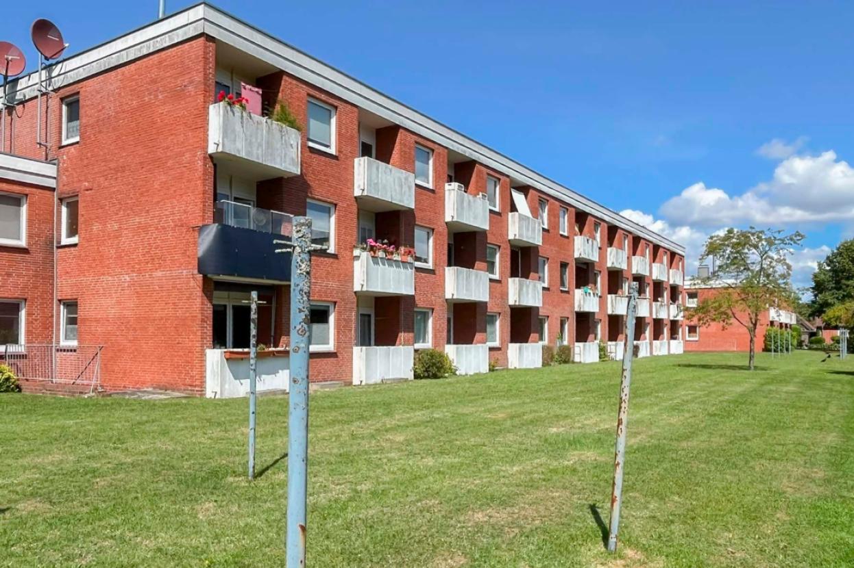 Rückwärtige Ansicht mit Balkonen
