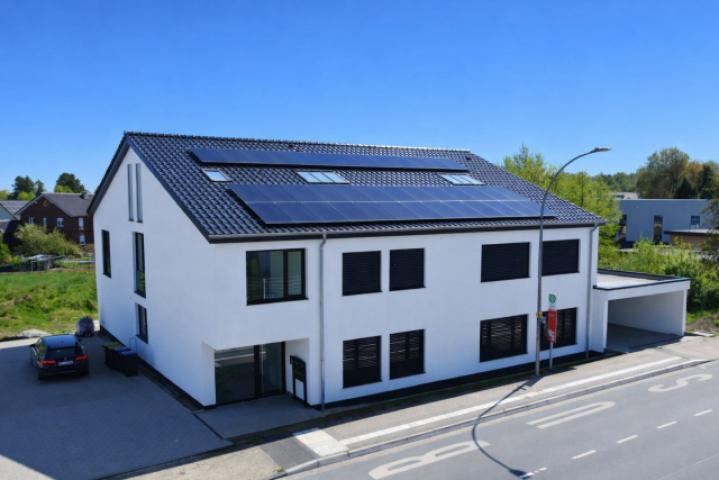 Straßenansicht