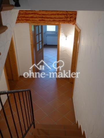 Blick Treppe EG ins Souterrain