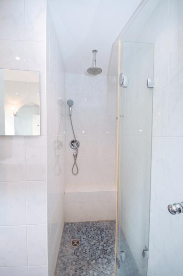 Bodengleiche, begehbare Dusche