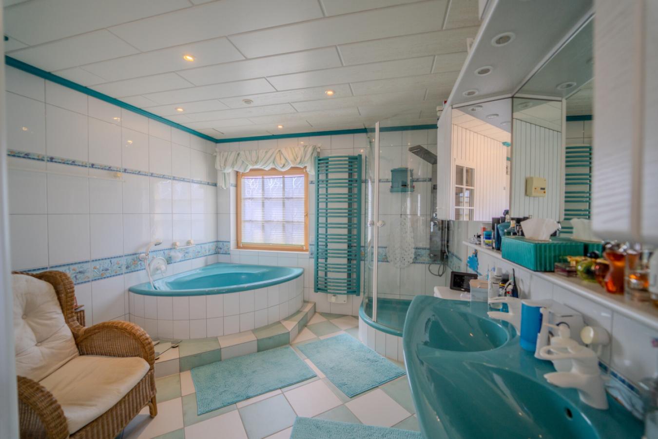 Badezimmer 1OG