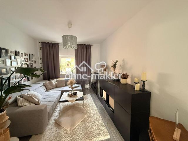 Blick ins Wohnzimmer