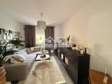 Blick ins Wohnzimmer