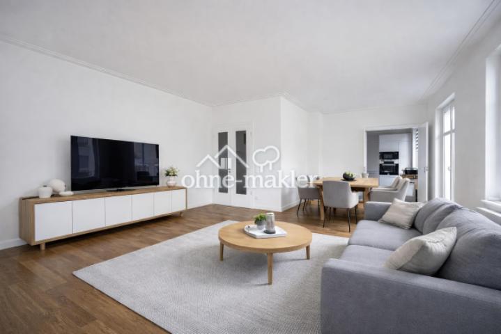 Wohnzimmer mit Essbereich