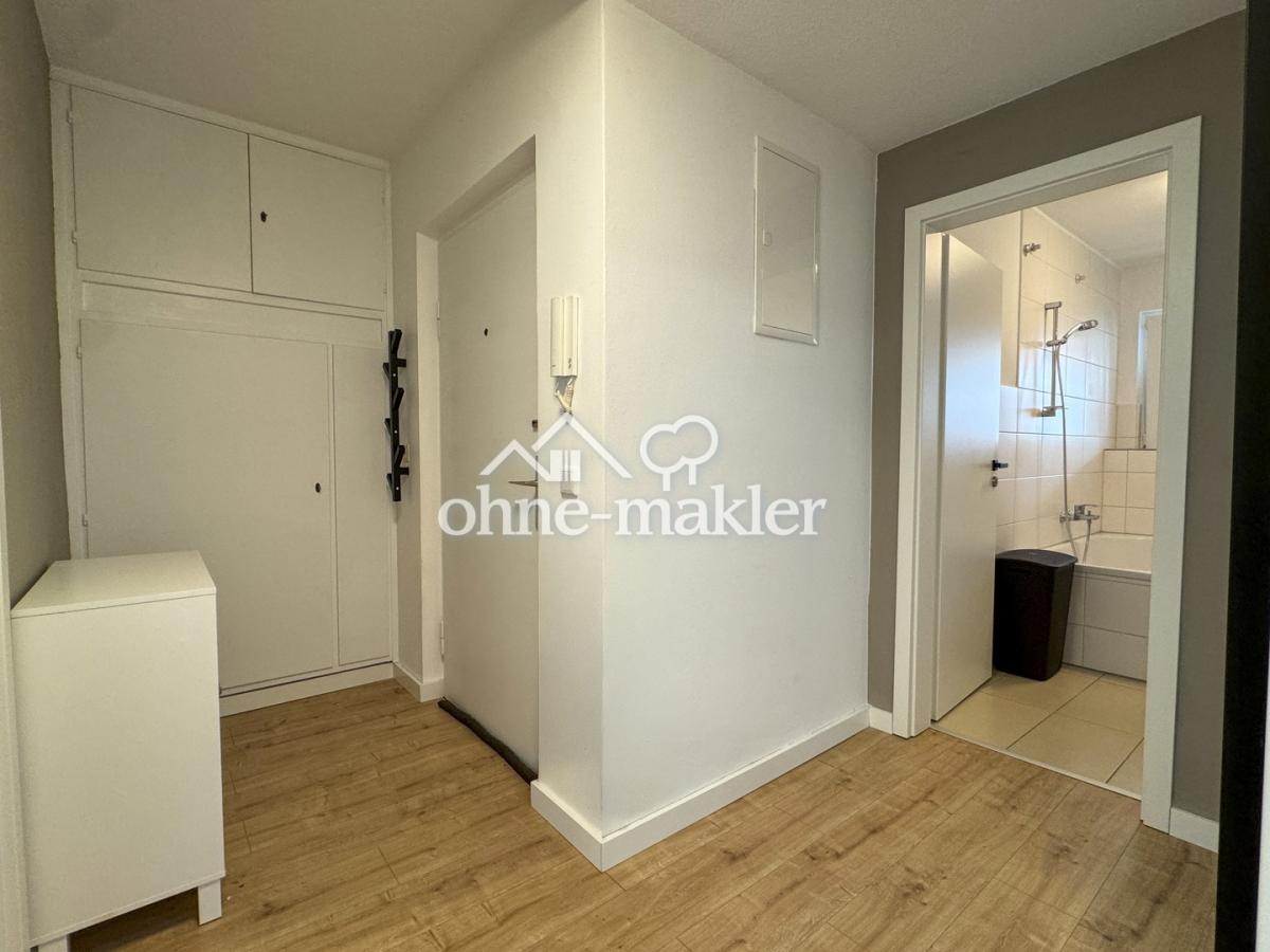 Flur mit Einbauschrank