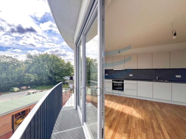 Küche mit Balkon