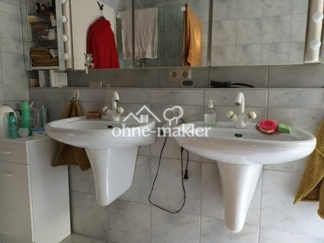 Badezimmer Doppelwaschbecken