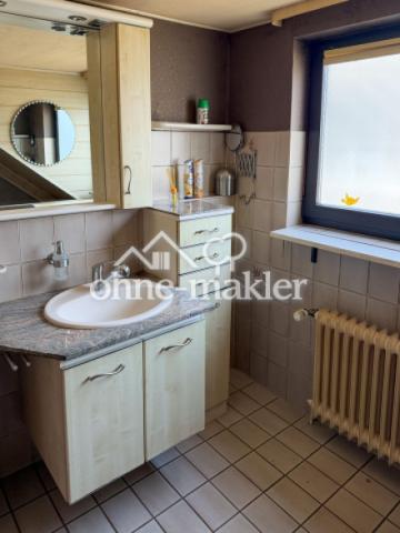 Badezimmer (Ansicht 1)