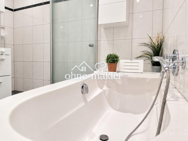 Badewanne / Duschbereich 