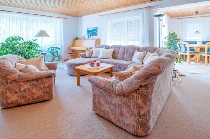 Wohnzimmer (EG)