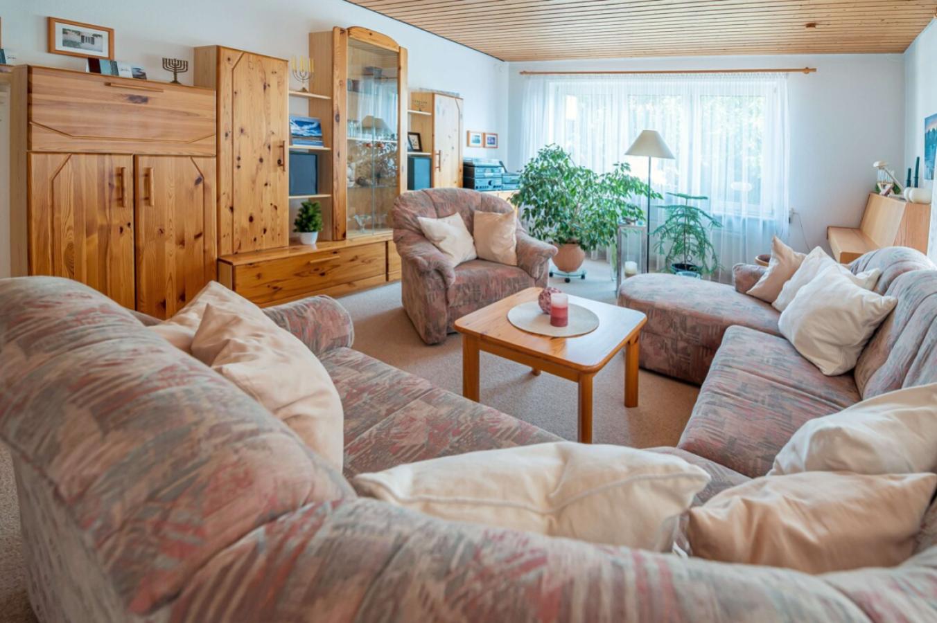 Wohnzimmer (EG)