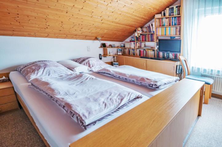 Schlafzimmer (1. DG)