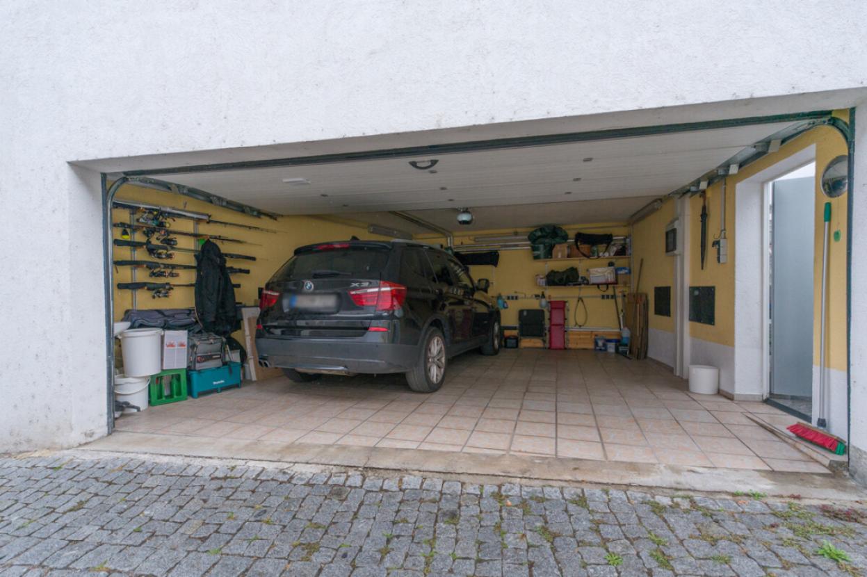Doppelgarage