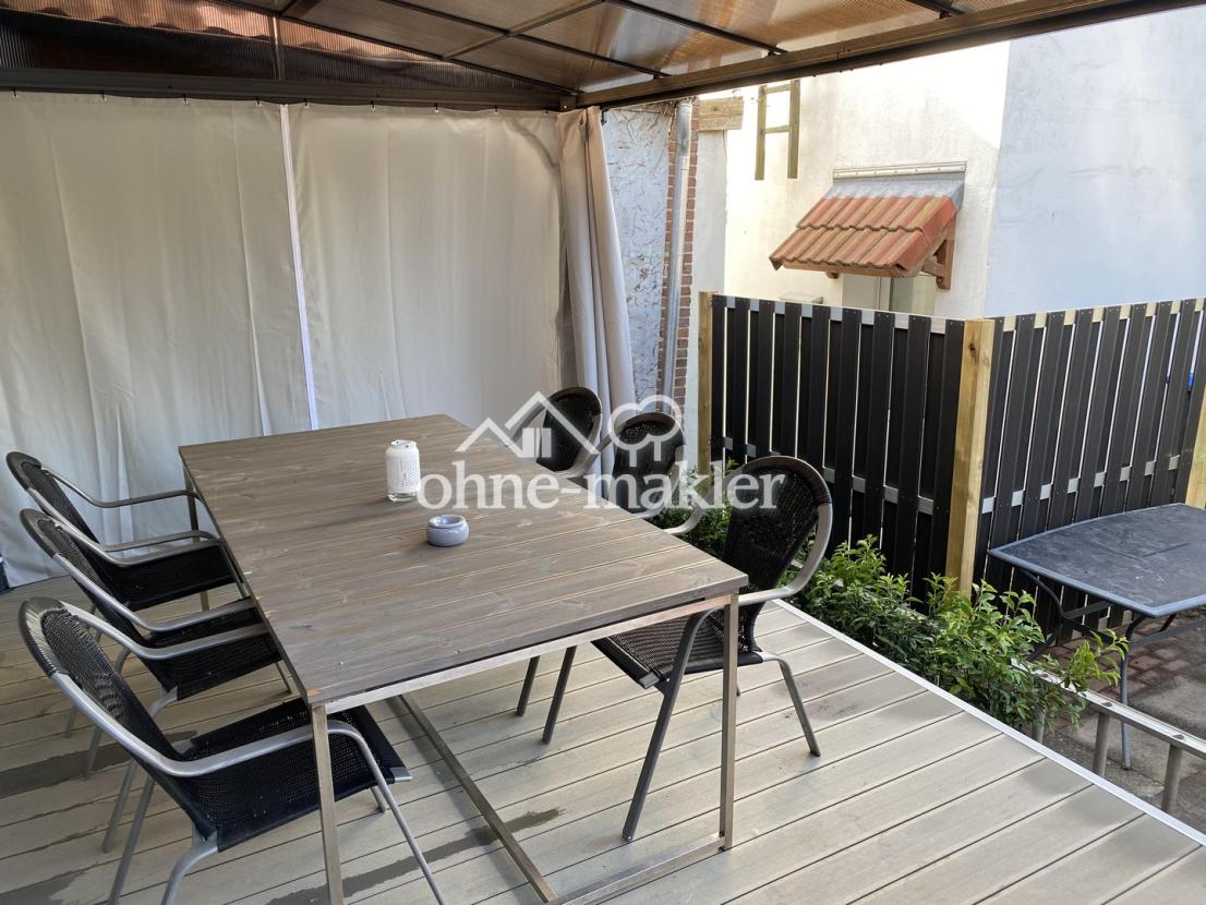 Gemütliche überdachte Terrasse