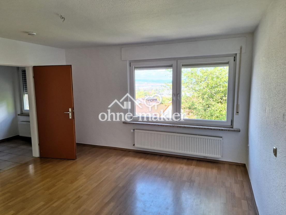 6 Zimmer OG Wohnung
