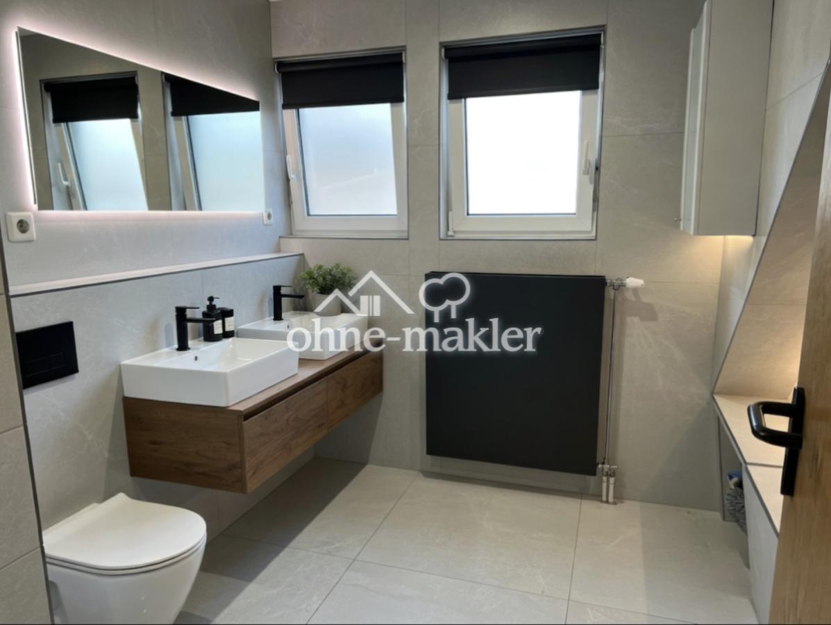 Badezimmer (KI staged)