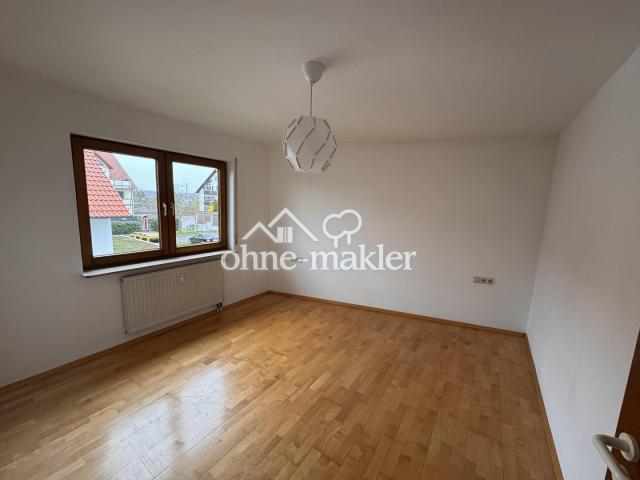 Schlafzimmer mit Parkett