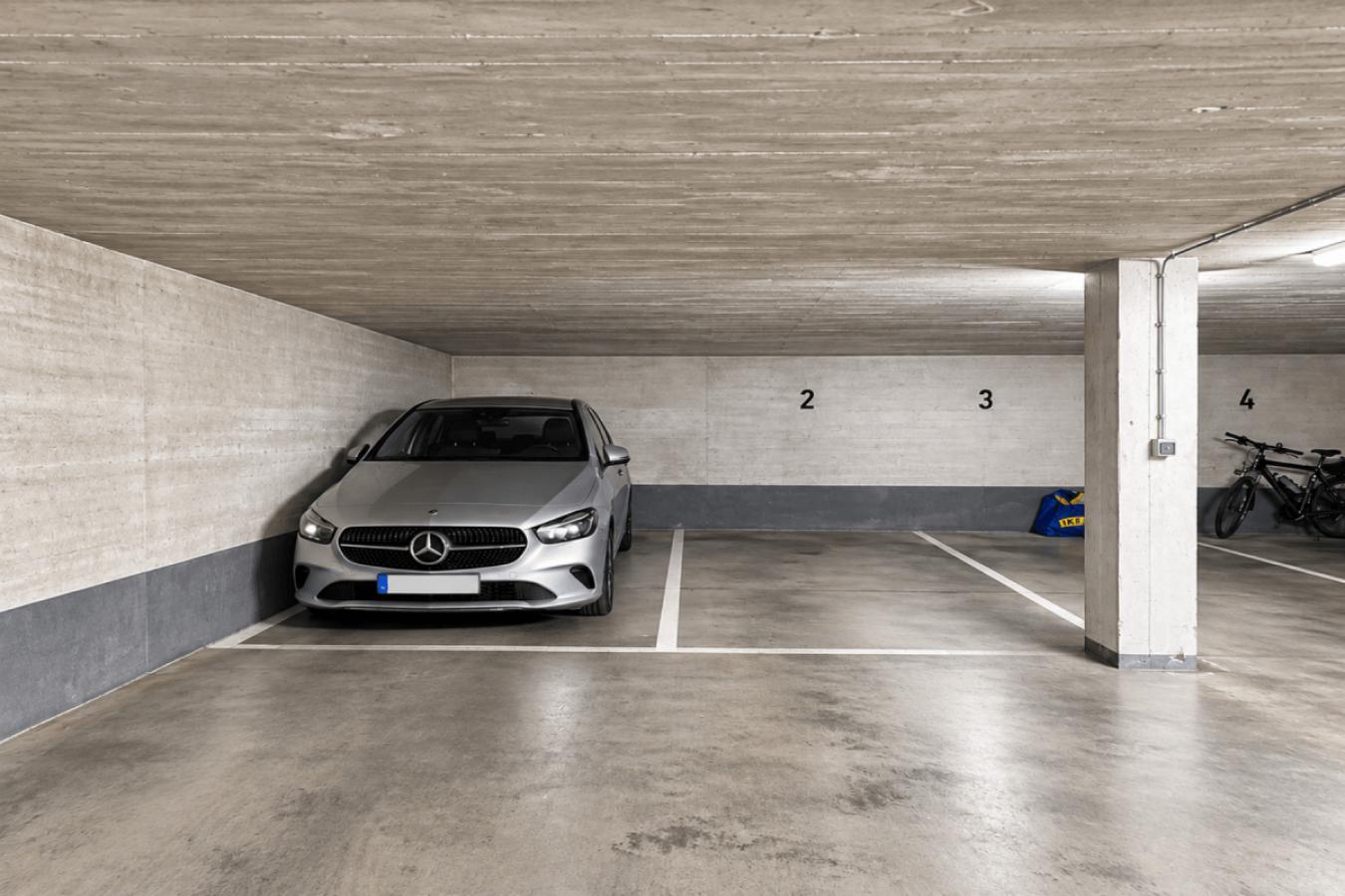 Tiefgaragenplätze