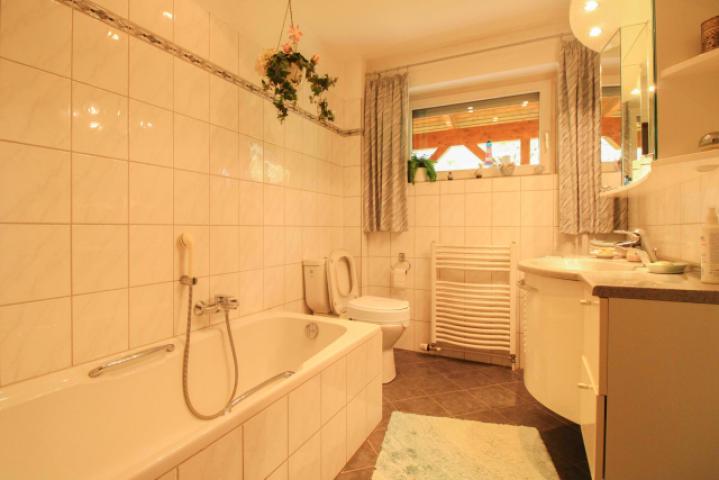 Badezimmer EG