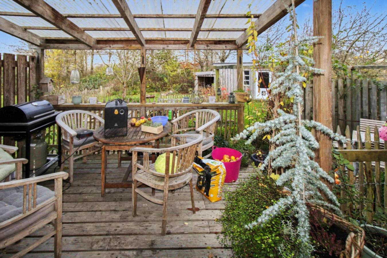 überdachte Terrasse