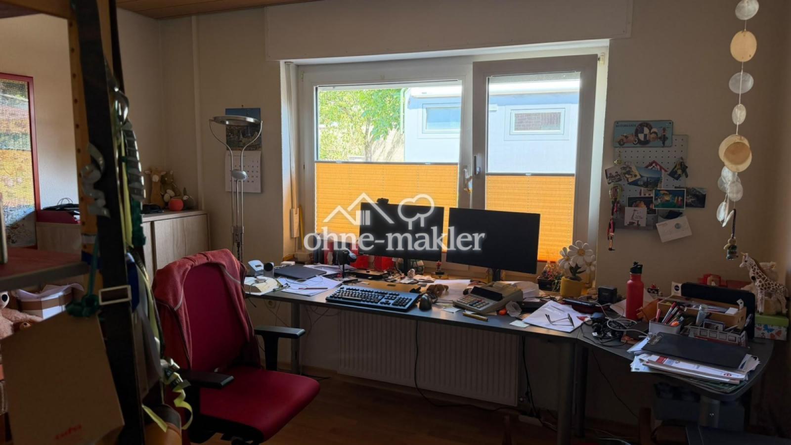 Homeoffice/ Kinderzimmer2