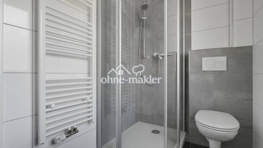 Bad mit Dusche