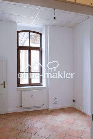 Arbeitszimmer mit Abstellraum