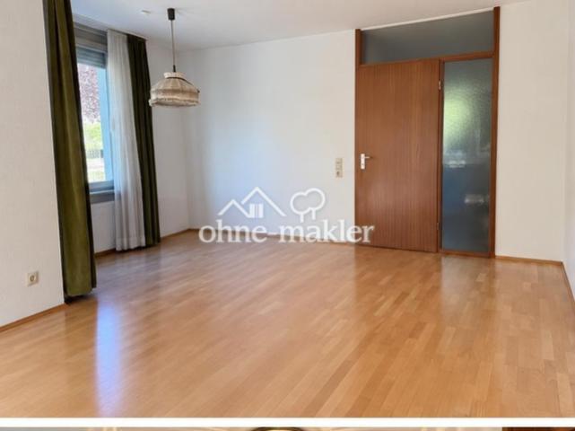 Wohnzimmer zum Flur aktuell