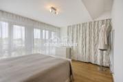 Schlafzimmer DG