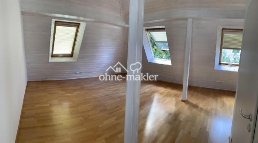 Dachgeschoss mit Bad en suite